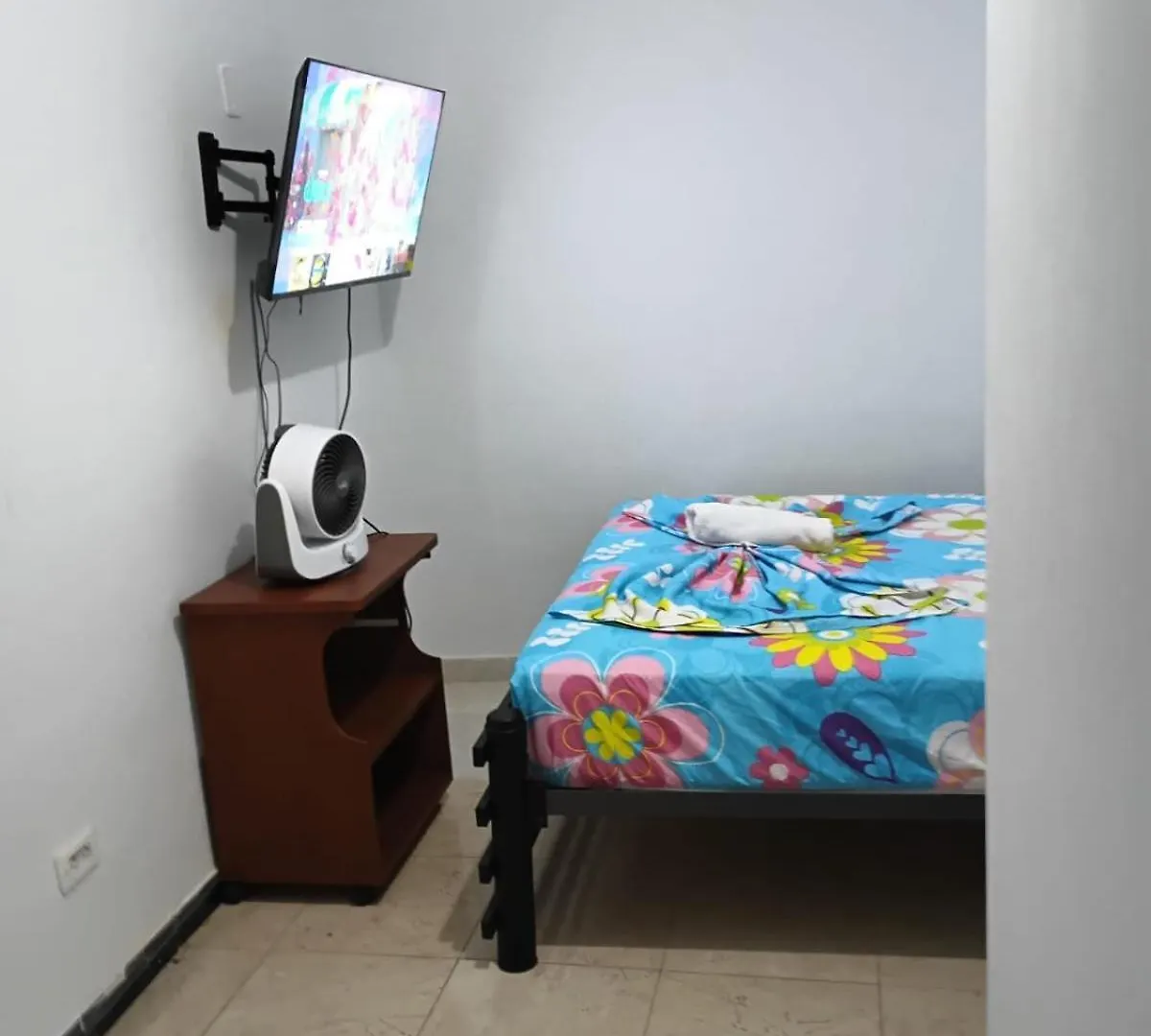 Mom'S House Colombia Casa 1 Lejlighed Cali 0*,